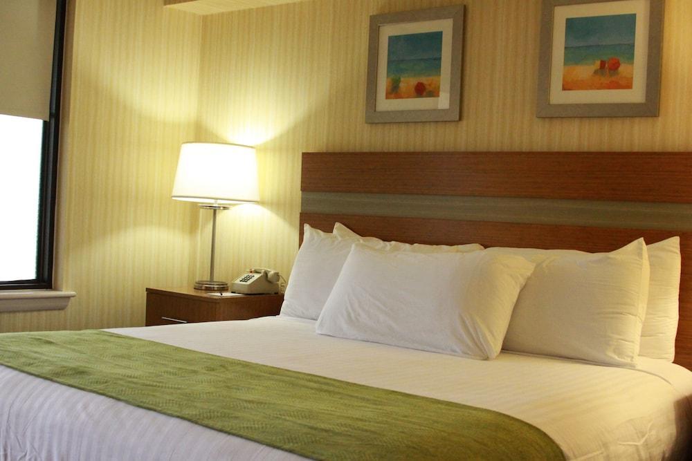 The Barclay Towers Hotel And Resort Virginia Beach Buitenkant foto