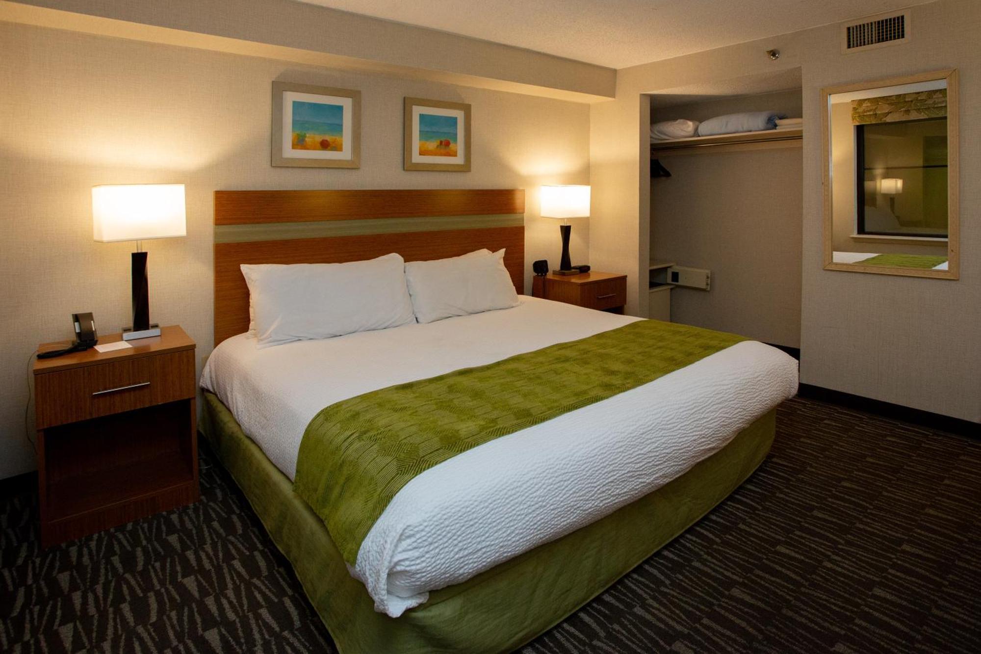The Barclay Towers Hotel And Resort Virginia Beach Buitenkant foto