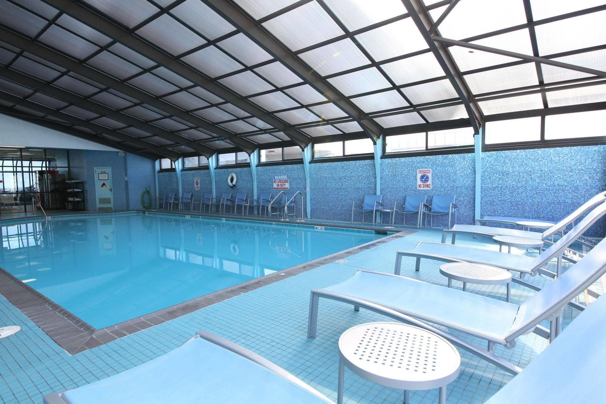 The Barclay Towers Hotel And Resort Virginia Beach Buitenkant foto